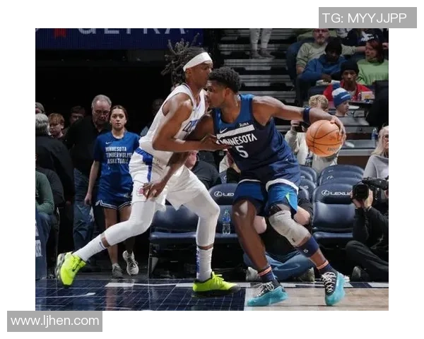 森林狼与快船激战第四节精彩回顾双方争夺白热化局势引人瞩目